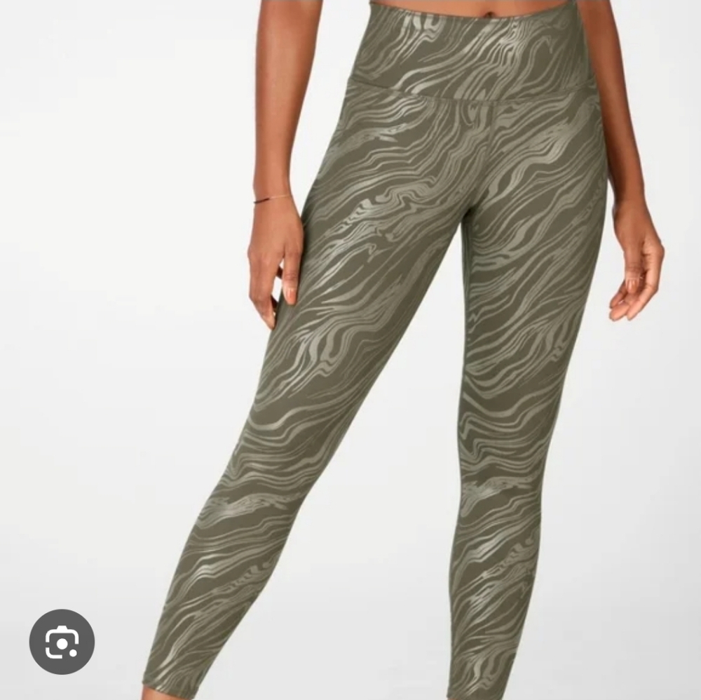 FABLETICS Define High-Waisted 7/8 Leggings PowerHold compression dark green Med